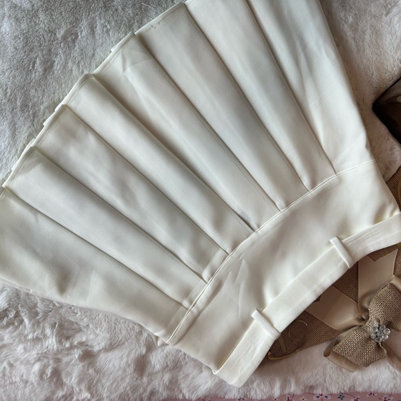 🌸3/$12, Skirt size S, new shein without cream label pulling white - Picture 8 of 8